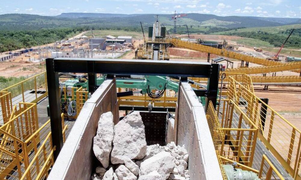 cmn-facilita-credito-emergencial-a-fertilizantes-e-minerais-criticos