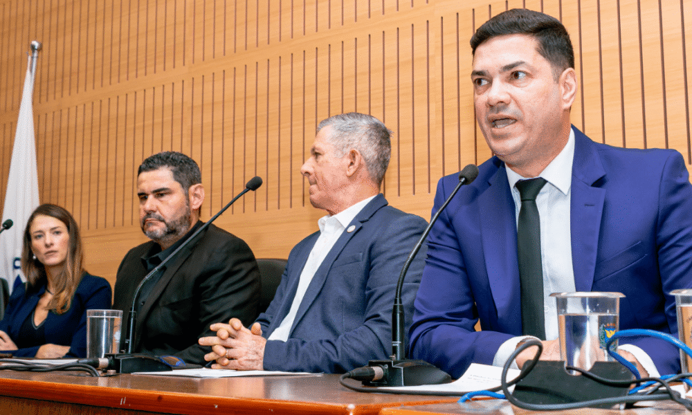camara-de-campinas:-comissao-processante-pede-cassacao-de-vini-oliveira