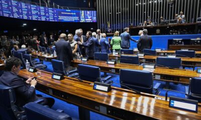 aziz-articula-rito-especial-para-levar-pec-da-escala-6×1-ao-plenario