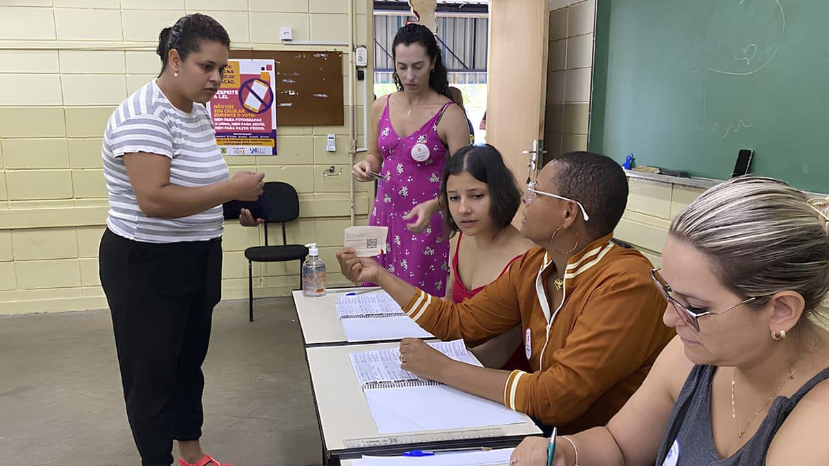 veja-como-saber-se-voce-foi-convocado-para-ser-mesario-nas-eleicoes-2026