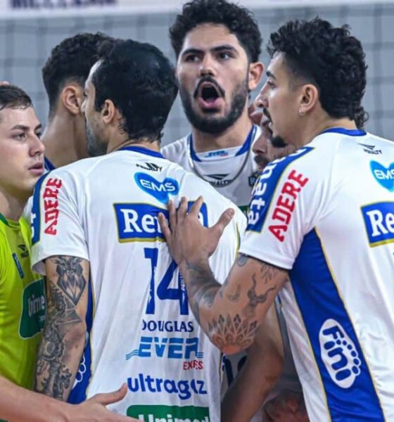 volei-renata-mantem-100%-de-aproveitamento-no-paulista-e-vence-ilhabela-por-3-a-0
