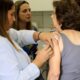 sus-amplia-cobertura-da-vacina-pneumo-20-para-maiores-de-85-anos
