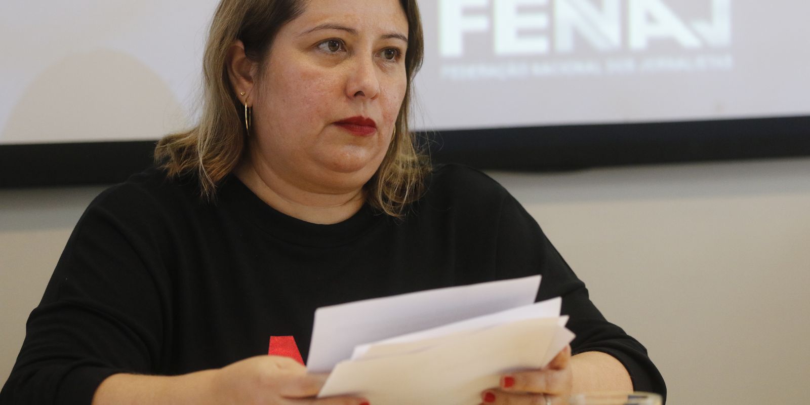 Tiktokização e crise sufocam propostas de campanha, diz Fenaj