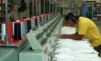 economia-recua-0,4%-na-passagem-de-junho-para-julho,-estima-fgv
