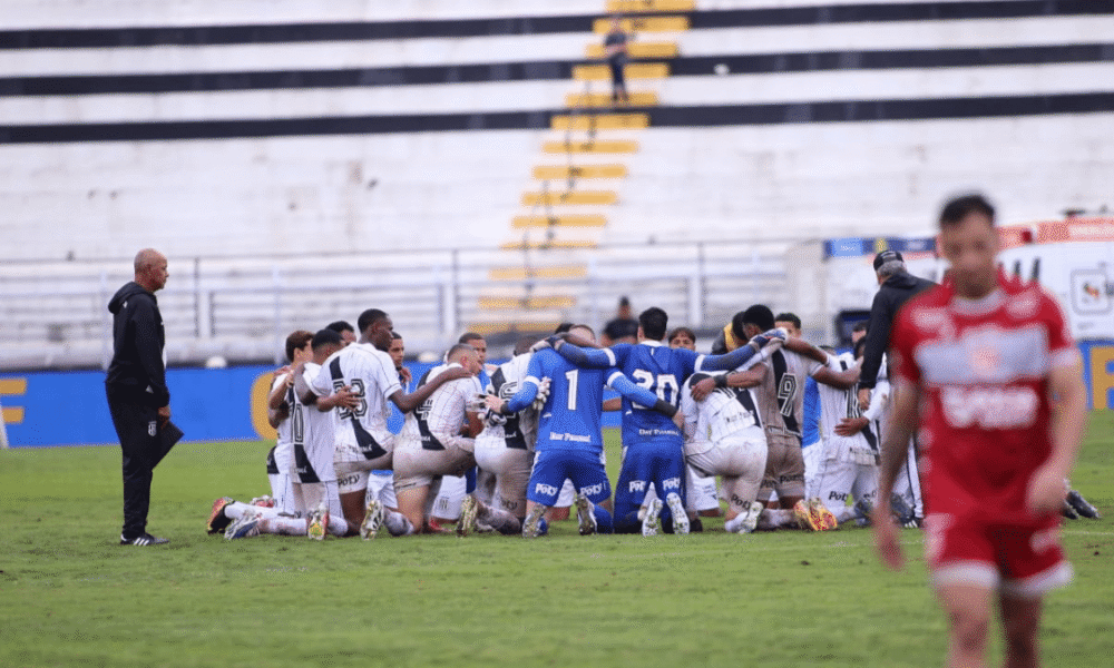 ponte-preta-vence-o-crb-e-encerra-jejum-de-22-jogos-na-serie-b