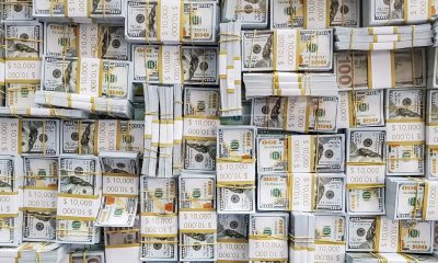 com-pessimismo-externo,-dolar-sobe-0,47%-e-aproxima-se-de-r$-5,20