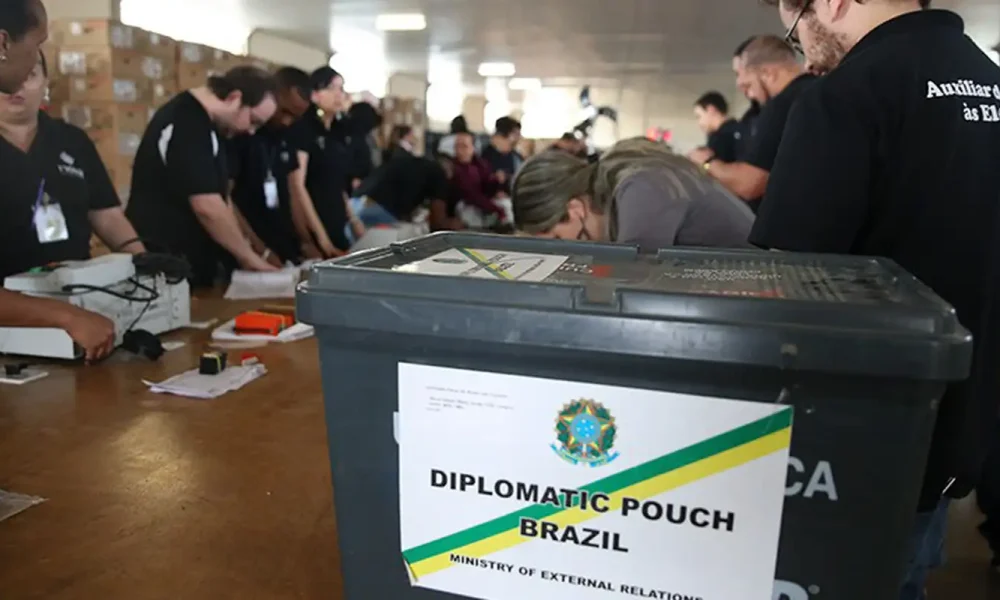 quase-1-milhao-de-brasileiros-no-exterior-poderao-votar-nas-eleicoes