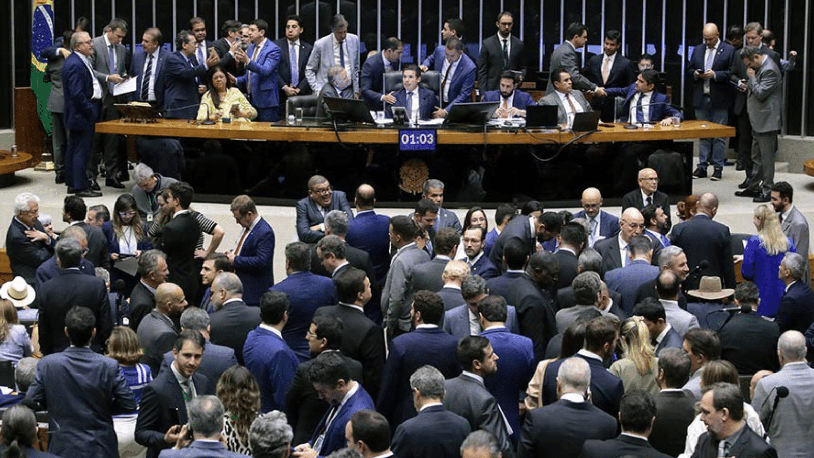 o-que-faz-um-deputado-federal-e-um-deputado-estadual?