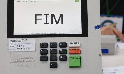 tse-registra-421-urnas-substituidas-nas-primeiras-2-horas-de-votacao