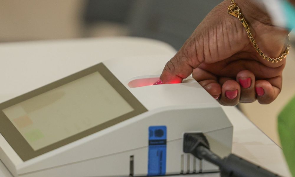 conheca-os-governadores-eleitos-e-os-senadores-mais-votados