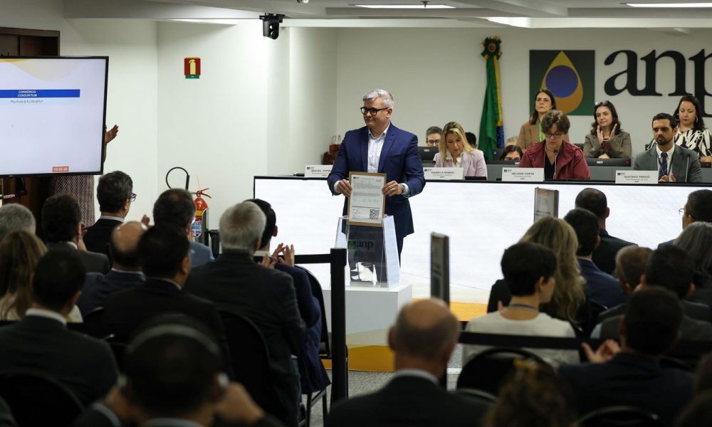maior-leilao-do-pre-sal-termina-com-sete-dos-13-blocos-arrematados