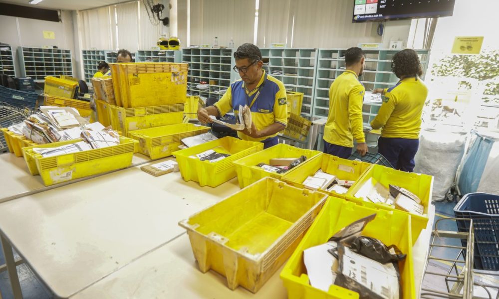 aliexpress-e-correios-firmam-acordo-para-acelerar-entregas-no-brasil