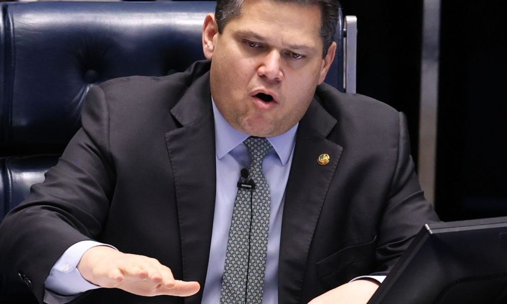 alcolumbre-vai-promulgar-fim-da-escala-6×1-nesta-sexta