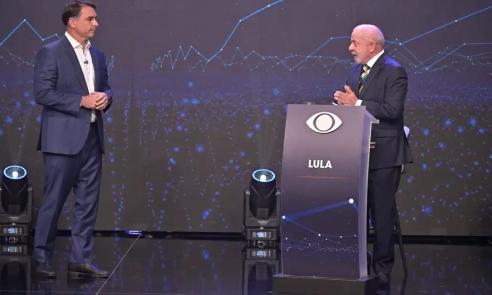 veja-data-e-como-assistir-ao-ultimo-debate-entre-lula-e-flavio-bolsonaro
