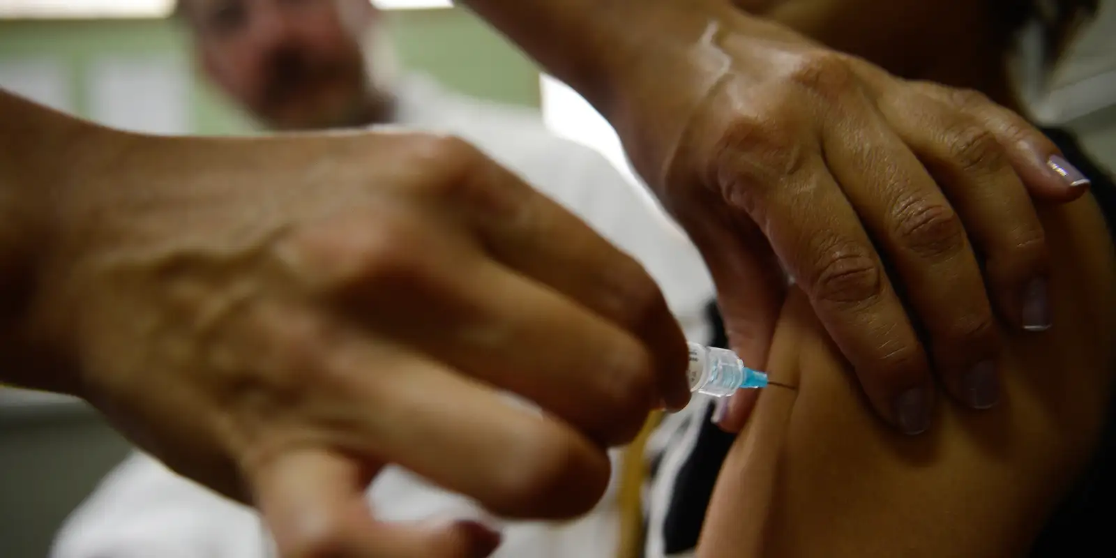 consultas-por-lesoes-pre-cancerigenas-caem-apos-vacina-contra-hpv