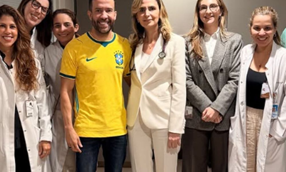 andre-janones-recebe-alta-e-deixa-hospital-em-sao-paulo
