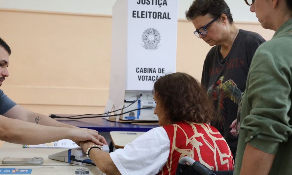 primeiro-turno-contou-com-43%-mais-eleitores-de-ao-menos-70-anos