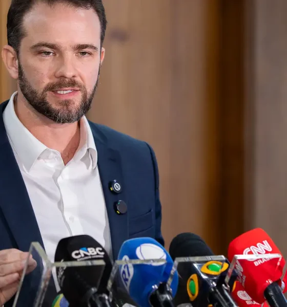 previsao-de-superavit-no-orcamento-de-2027-esta-mantida,-diz-durigan